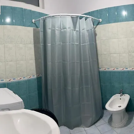 Lungomare * فلورا